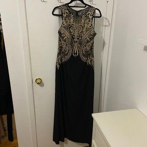 Melanie Lyne Gown